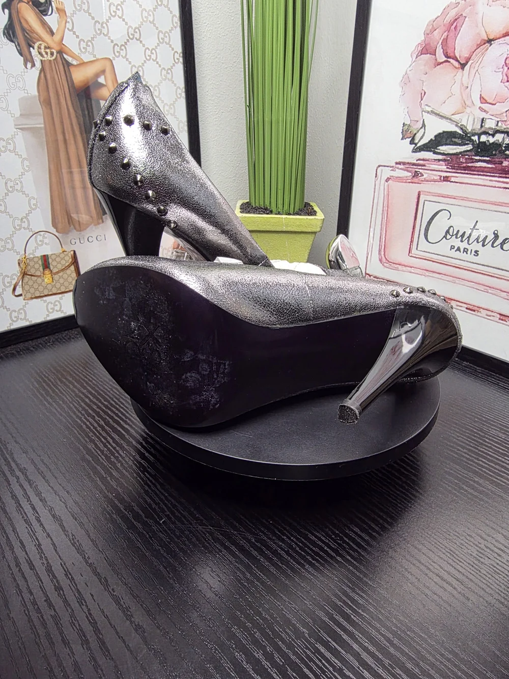 Donald J Pilner Latoya Pumps